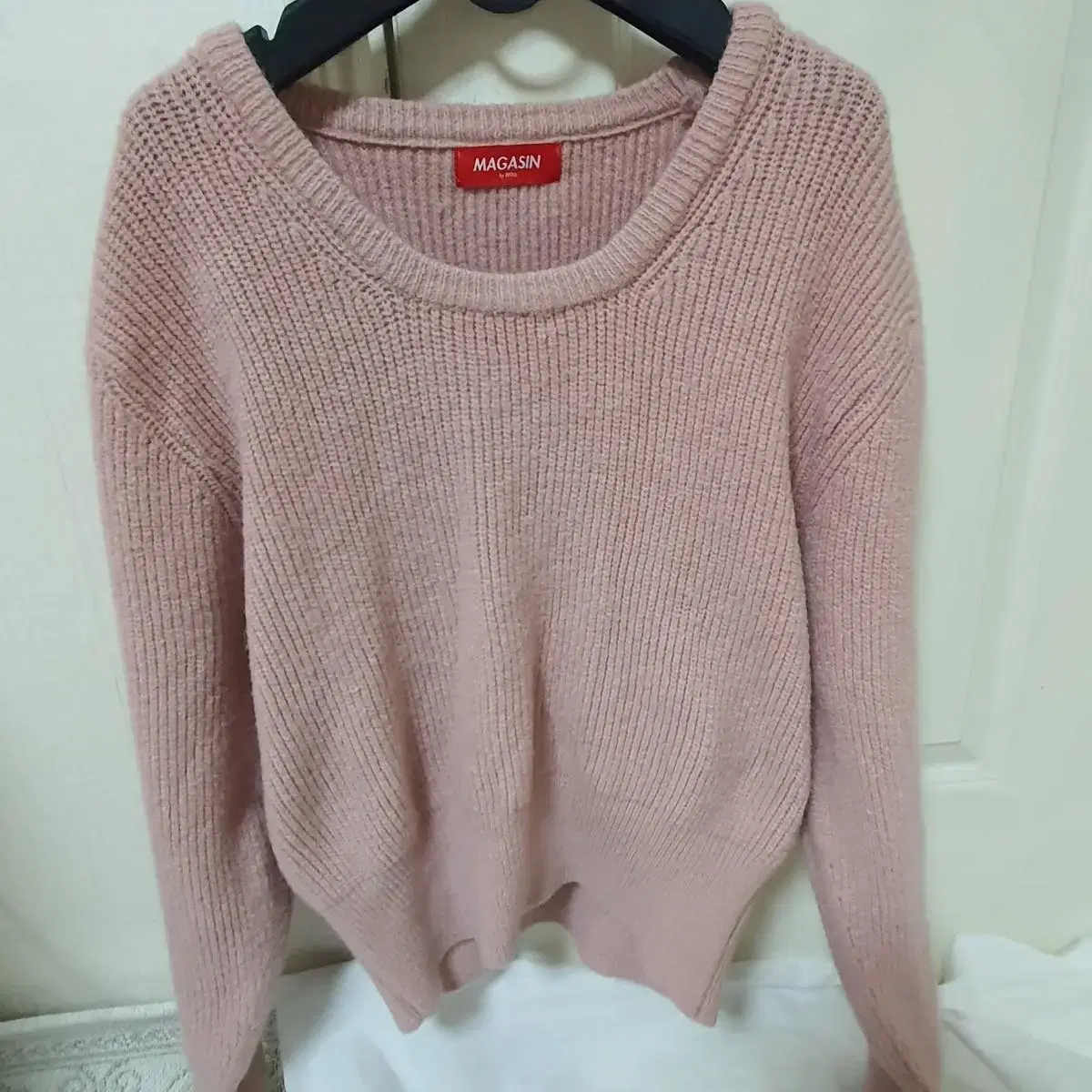 Strawberry milk knit