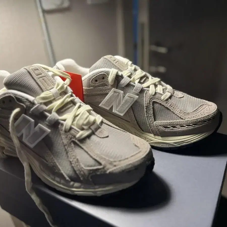 뉴발란스 1906R New Balance 1906R 운동화