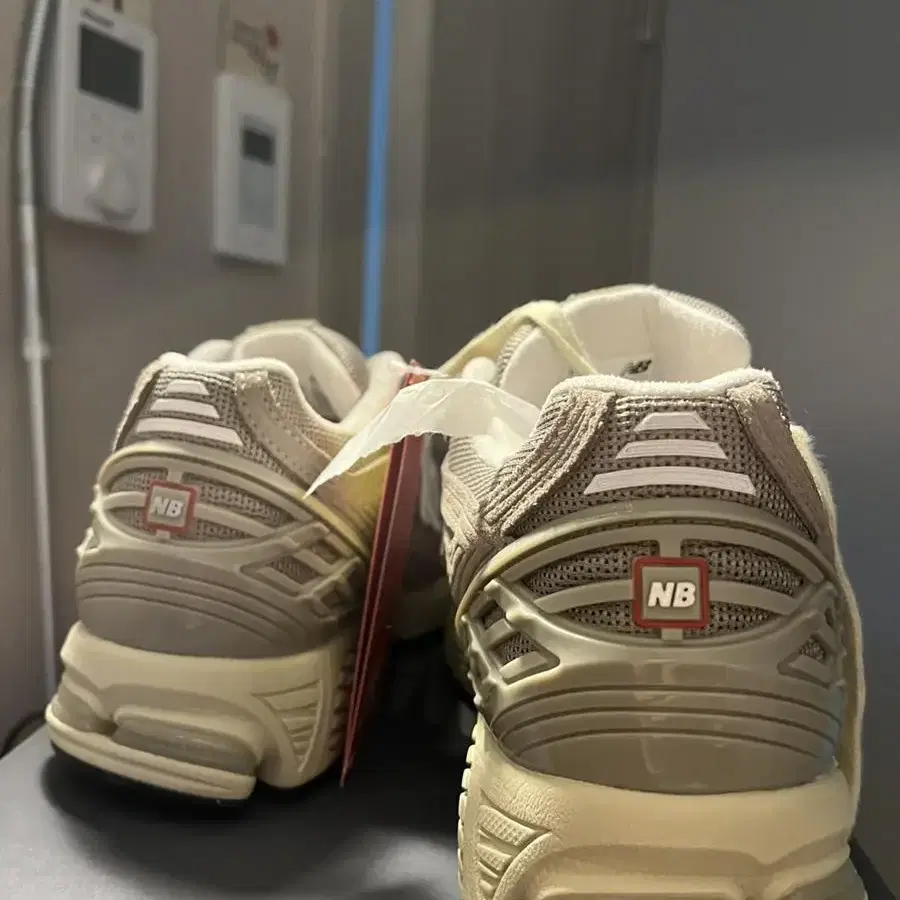 뉴발란스 1906R New Balance 1906R 운동화