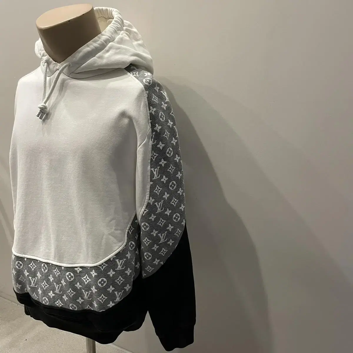 Louis Vuitton Hoodie LV