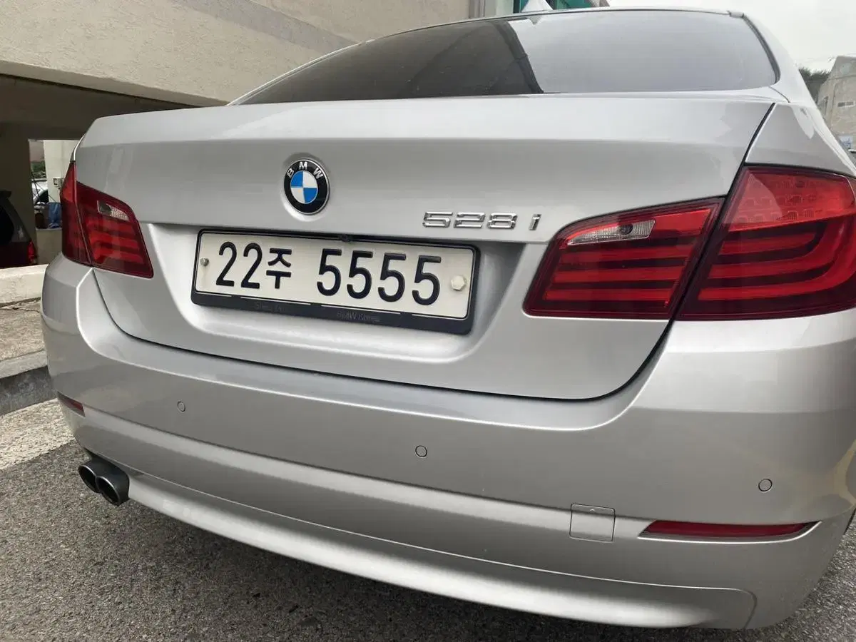 BMW 528i 깨끗한차 판매 - 7