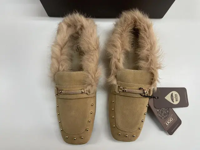 호주 UGG 토끼털 블로퍼 245mm 팜 새것