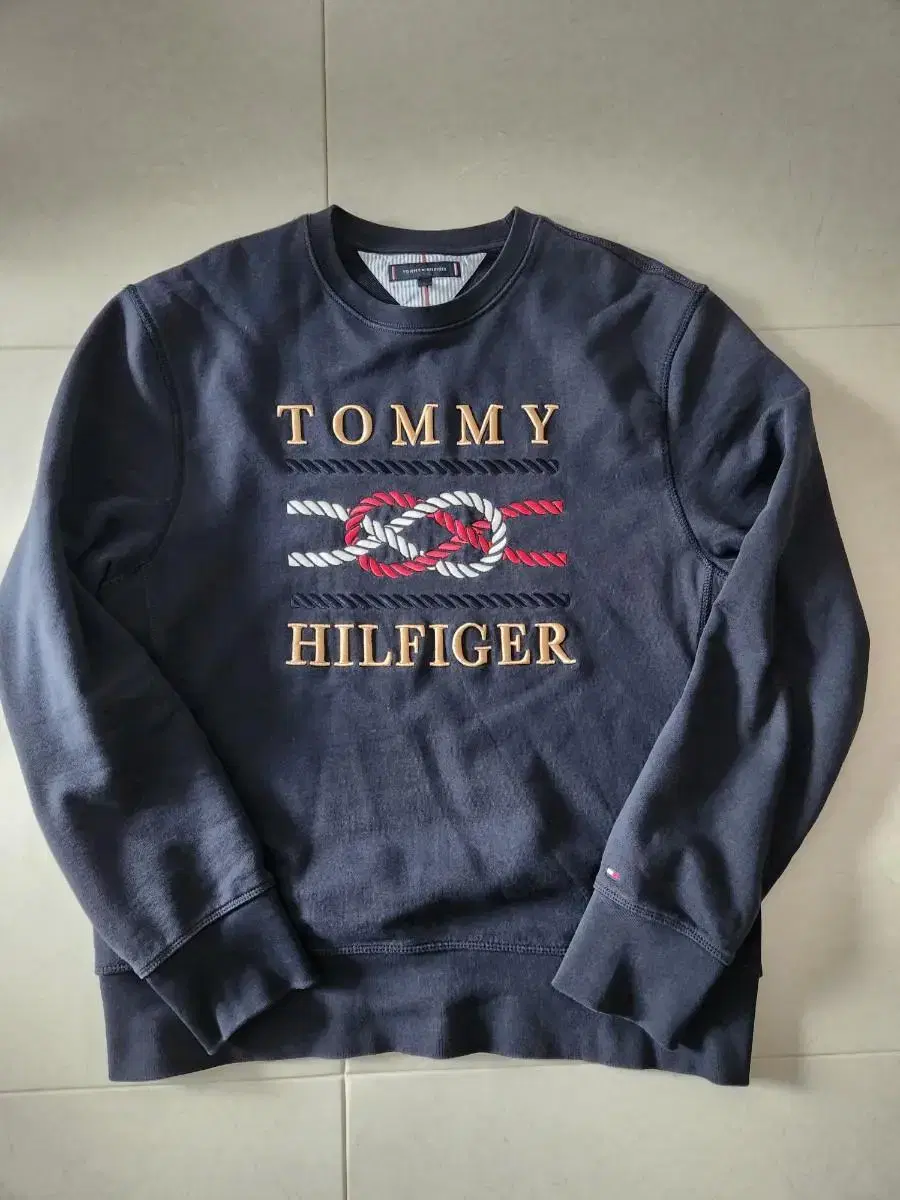 Tommy Hilfiger Man to Man Store Edition L