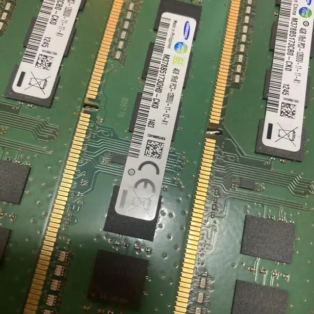 삼성메모리 4gb ddr3 pc3 -12800u -4개  일괄4만원