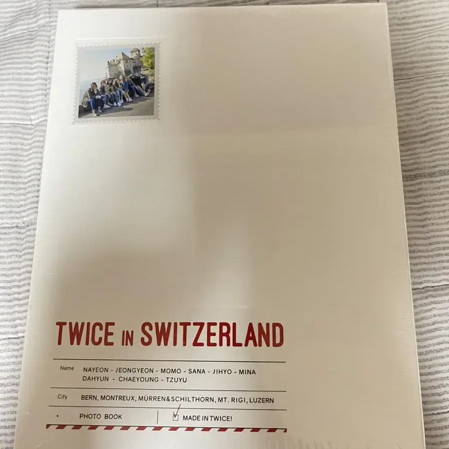 트와이스 TWICE in SWITZERLAND 포토북(미개봉)