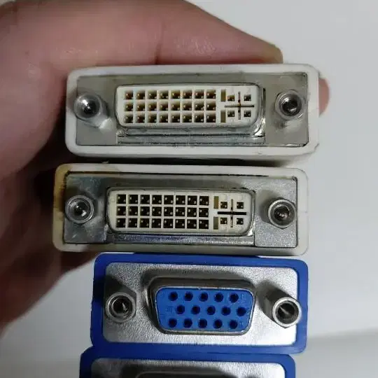 DVI VGA DUAL Adapter.  듀얼어뎁터