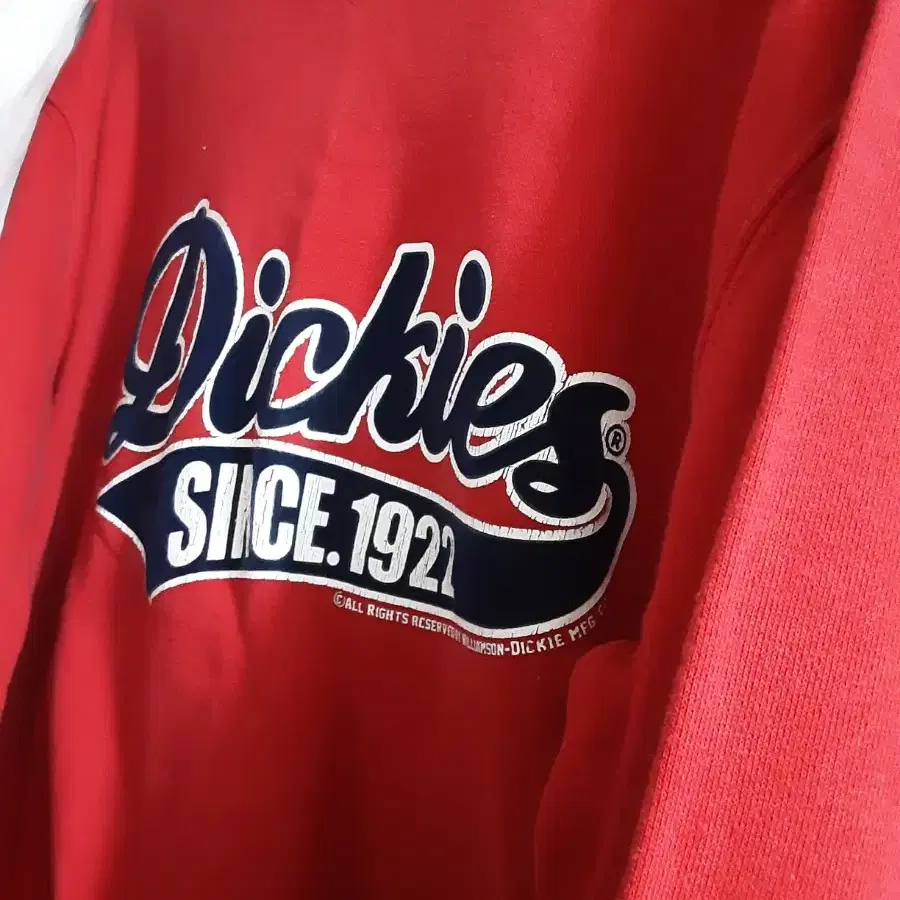 디키즈 dickies 빨강색 기모 맨투맨