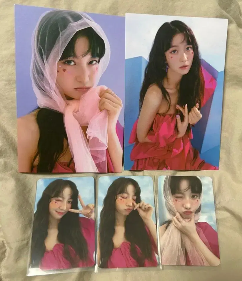 Oh my girl yubin 2023 seasons greetings photocard postcard Buncheol