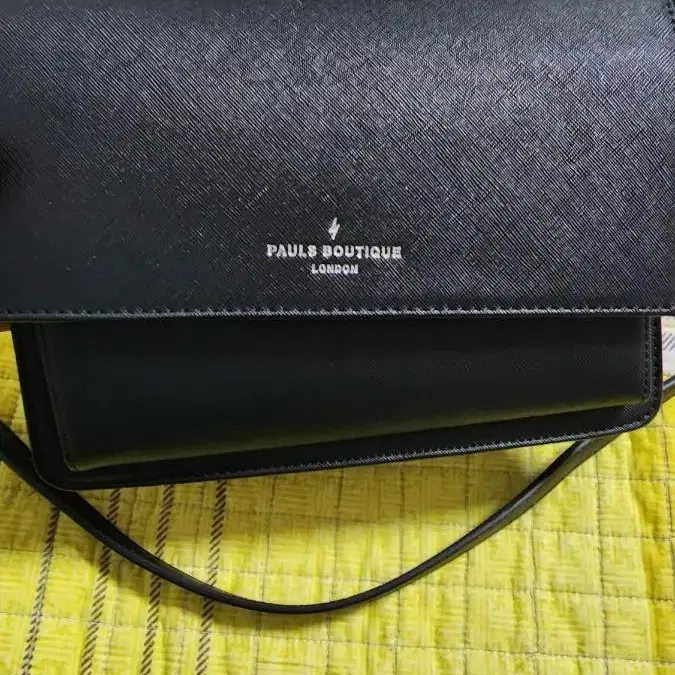 pauls boutique 핸드백(크로스,토트) 팝니다