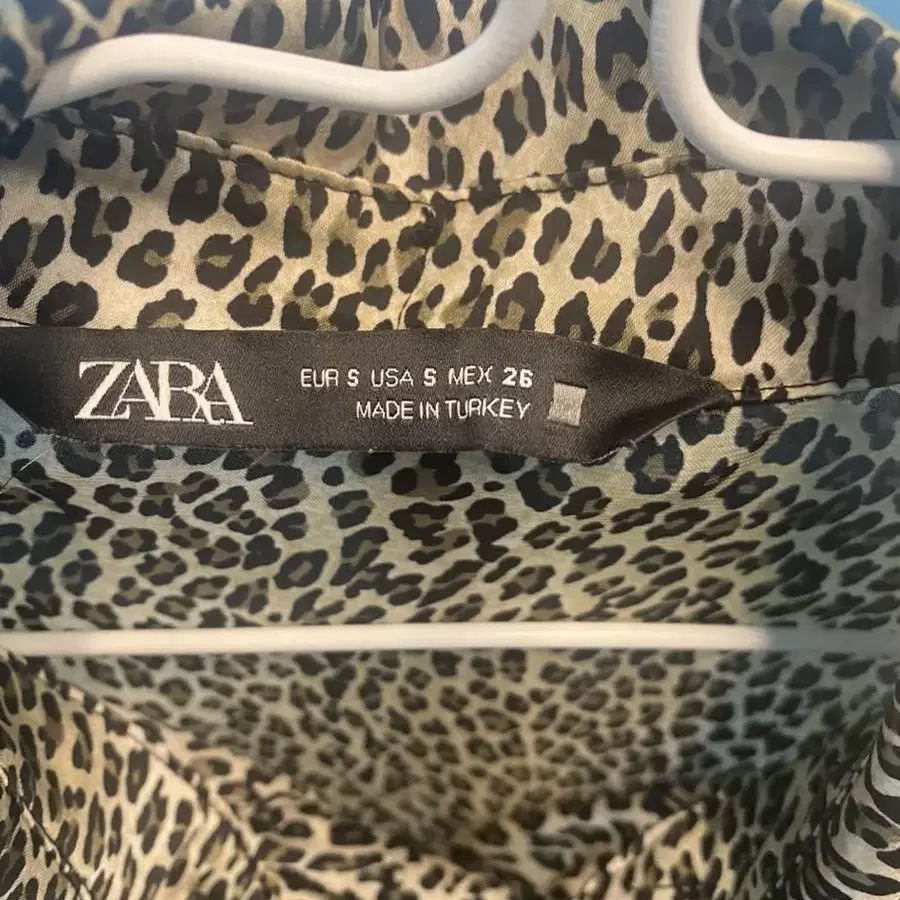 ZARA 빈티지 애니멀 프린트 셔츠 블라우스