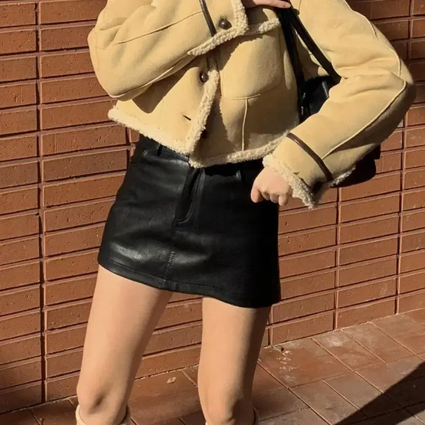 Basic Director Leather Black Skirt Shorts