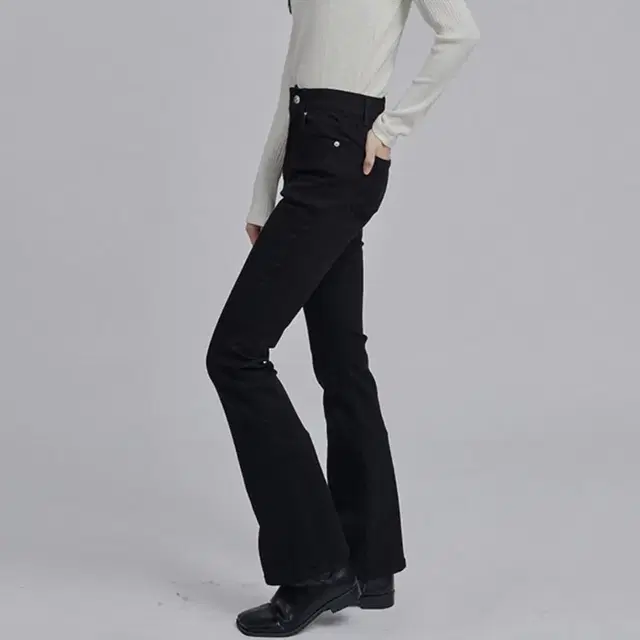 XYXX 엑스와이더블엑스 winter promotion bootcut s