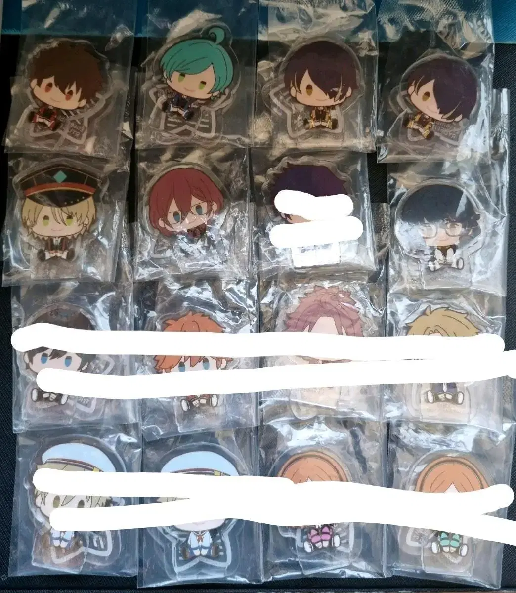 I sell Funibinz acrylic stand 