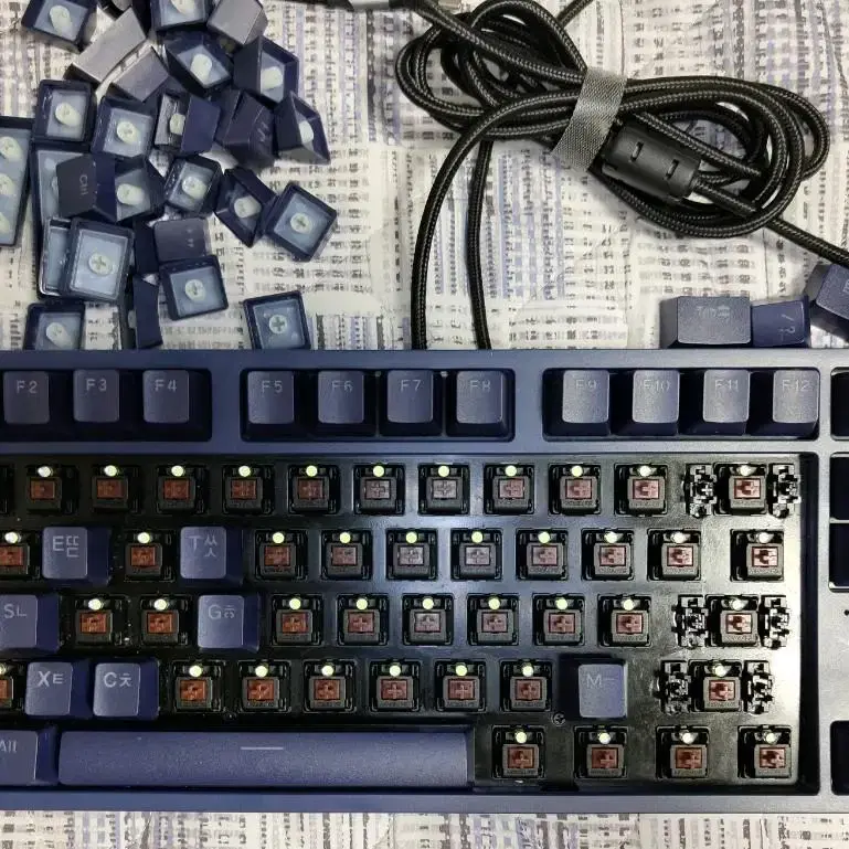 Keyboard 콕스ck87,coxck87,ck87갈축,기계식키보드,기계식키보드갈축 on Bunjang with safe ...
