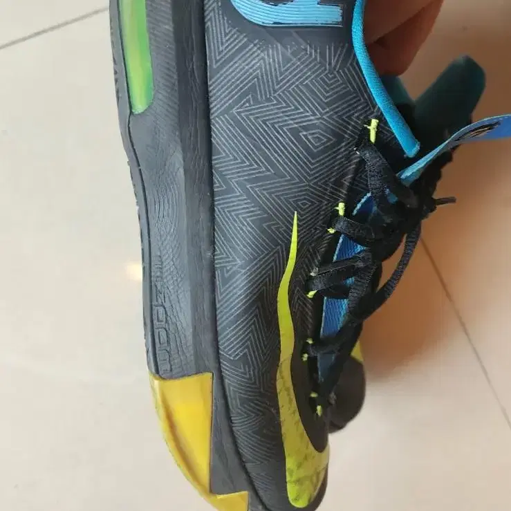 kd6 bolt 오클라호마시티 어웨이버전 농구화 295