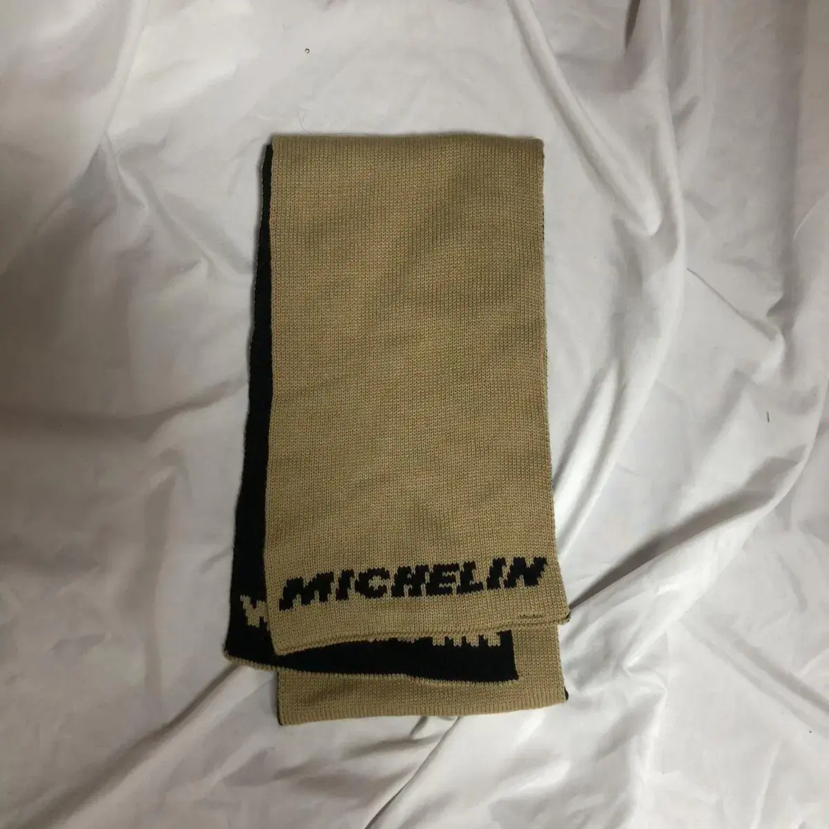 Vintage Michelin beige muffler