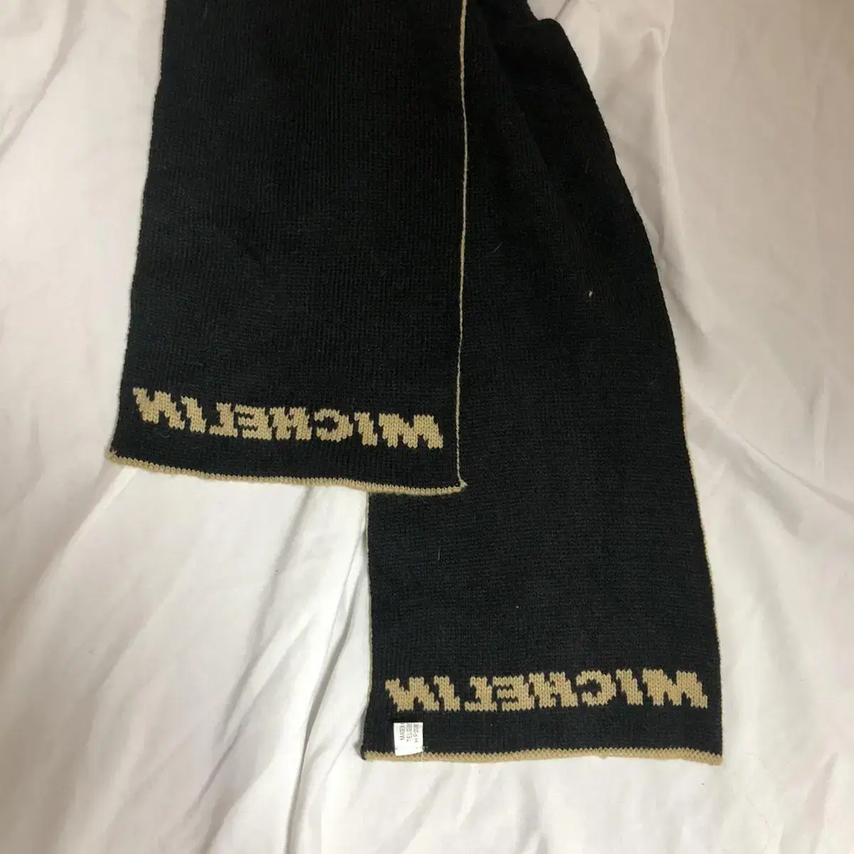 Vintage Michelin beige muffler