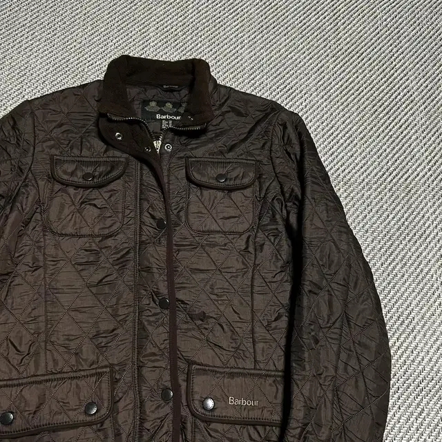 [ L ] Barbour 바버 브라운 퀼팅 자켓