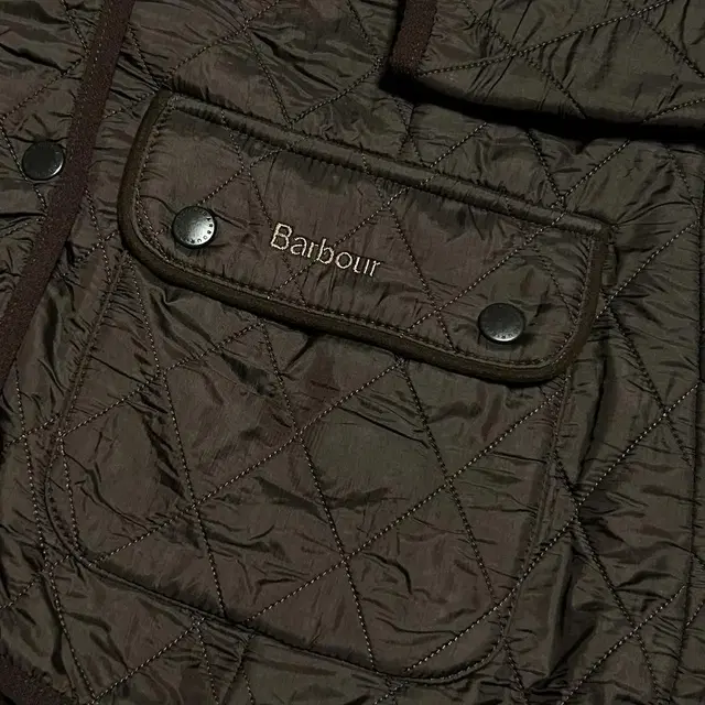 [ L ] Barbour 바버 브라운 퀼팅 자켓