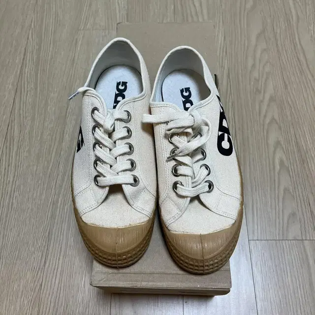 CDG 노베스타 37사이즈