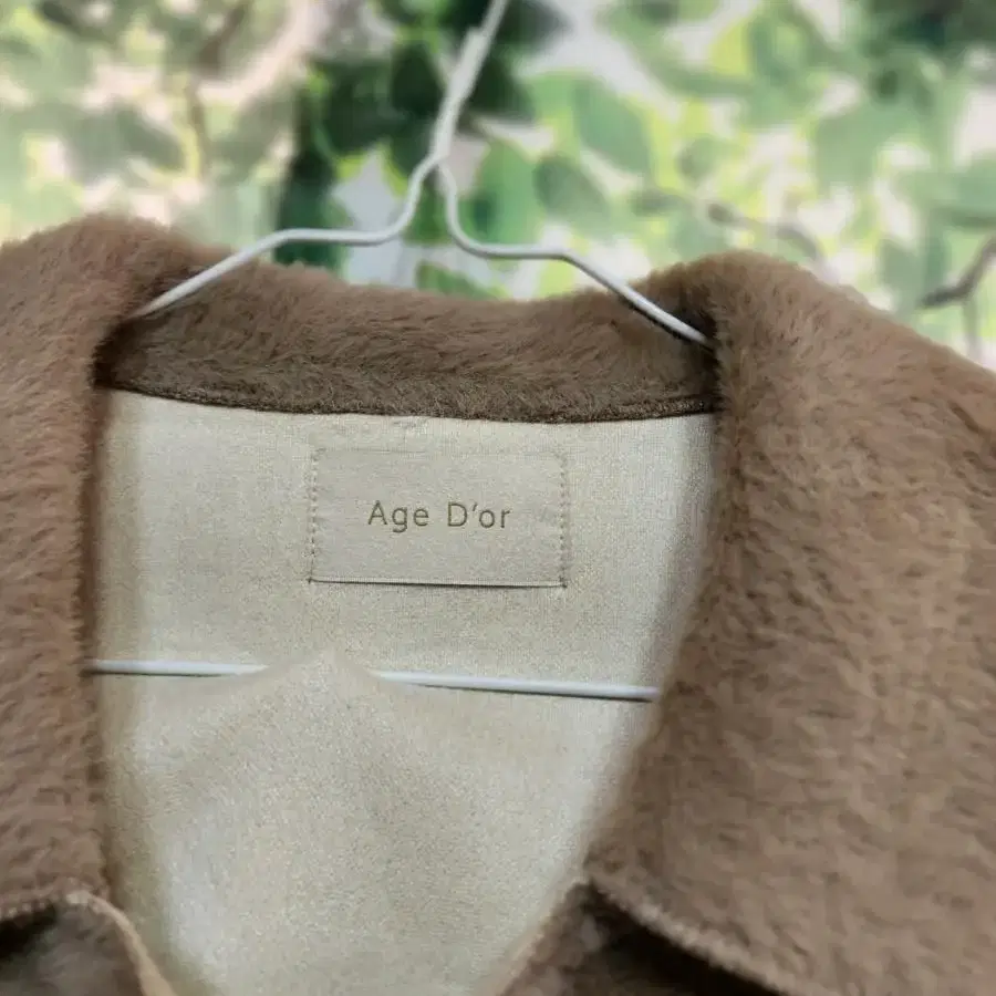 Age D,or 반코트