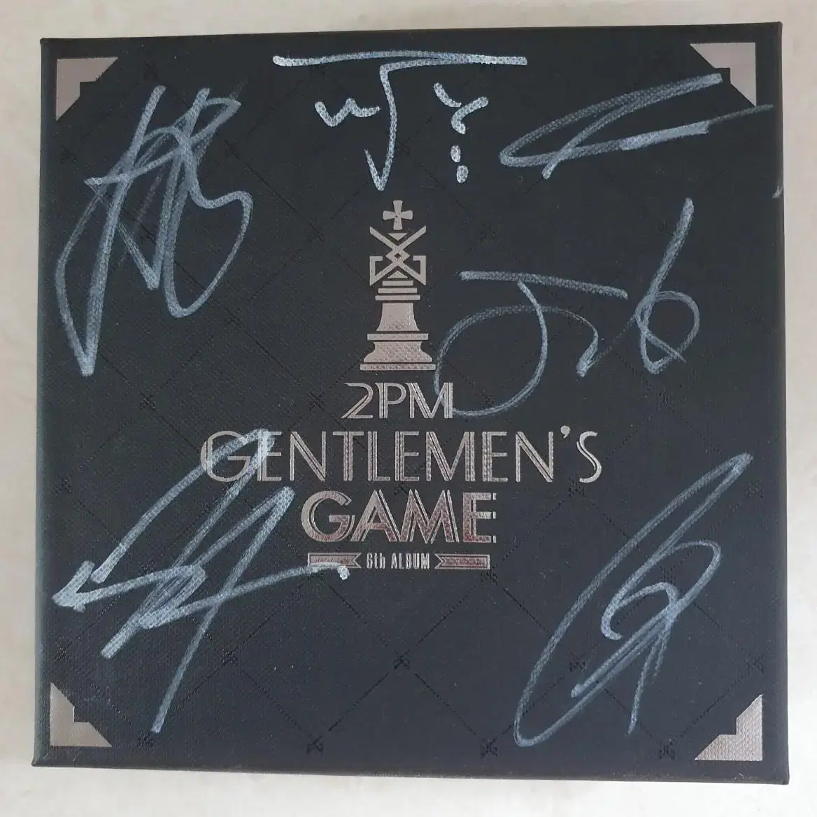 2PM  6th album <GENTLEMEN'S GAME> 싸인CD 입