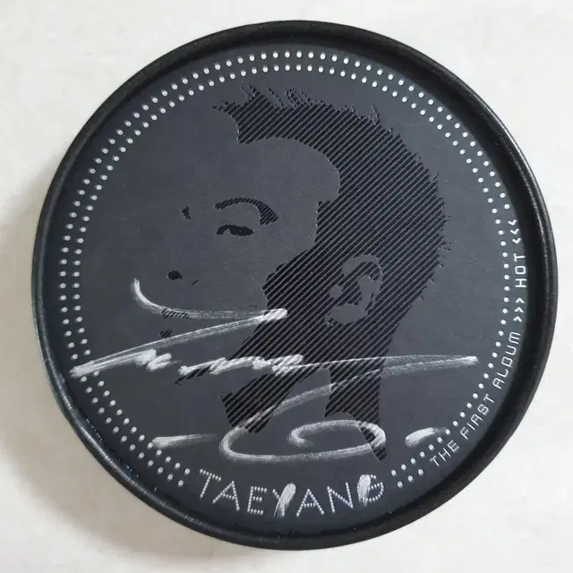 태양 TAE YANG 1ST SOLO ALBUM <HOT>싸인CD입니다~