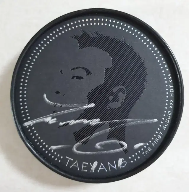 태양 TAE YANG 1ST SOLO ALBUM <HOT>싸인CD입니다~