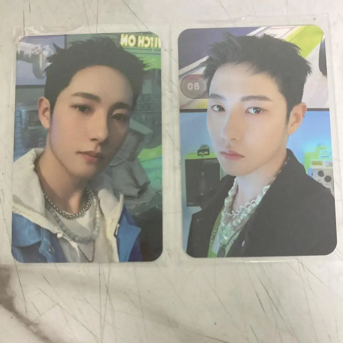 Glitchmode popup store renjun keyring bulk WTS