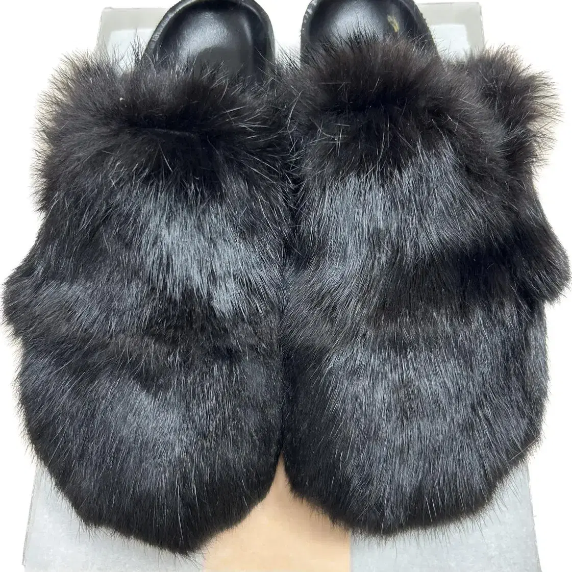 메종 유레카 래빗 fur 슬리퍼