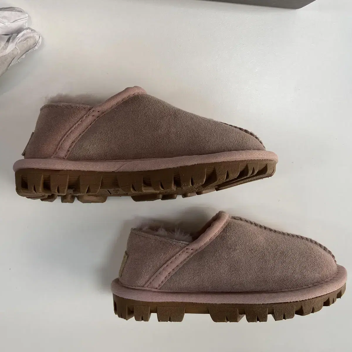 호주 UGG 키즈 양털 슬립온 165mm 팜 새것