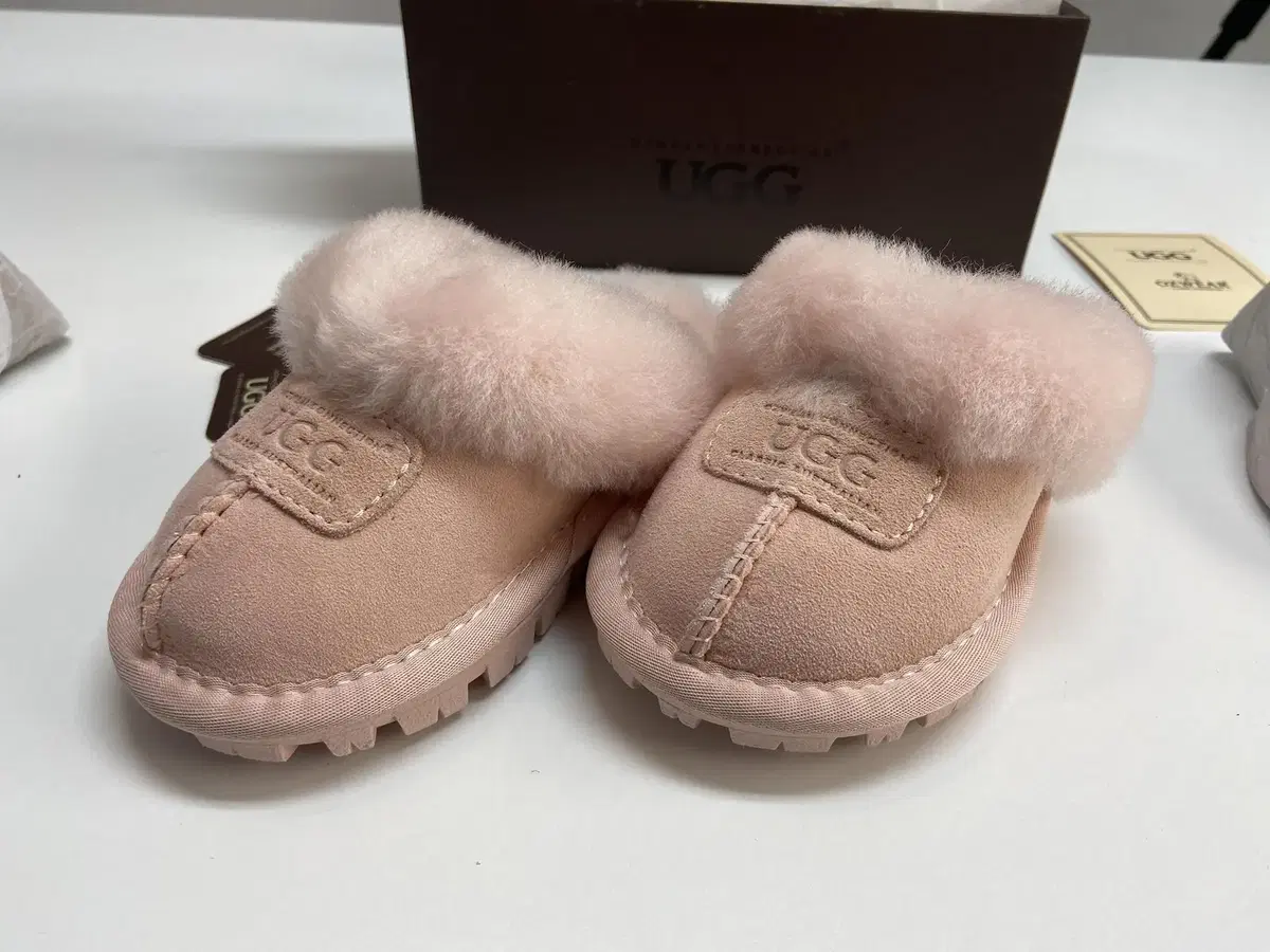 호주 UGG 키즈 양털 슬리퍼 145mm 팜 새것