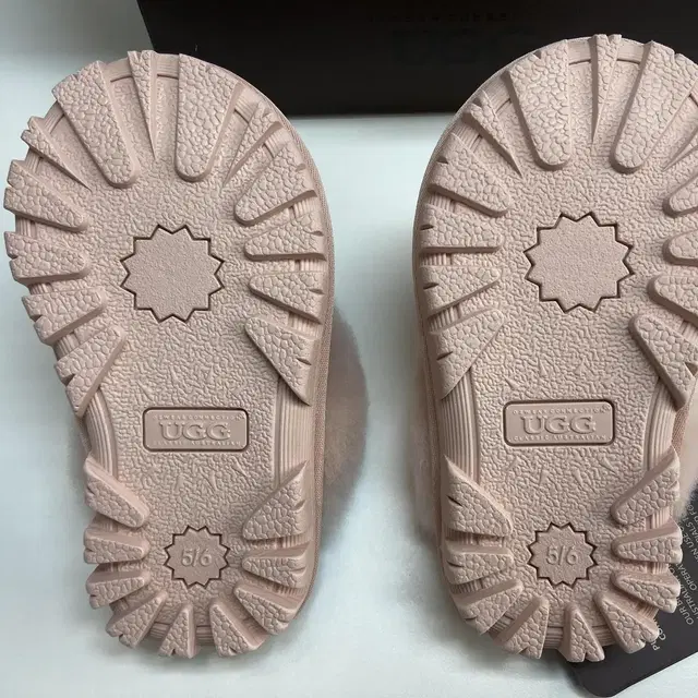 호주 UGG 키즈 양털 슬리퍼 145mm 팜 새것