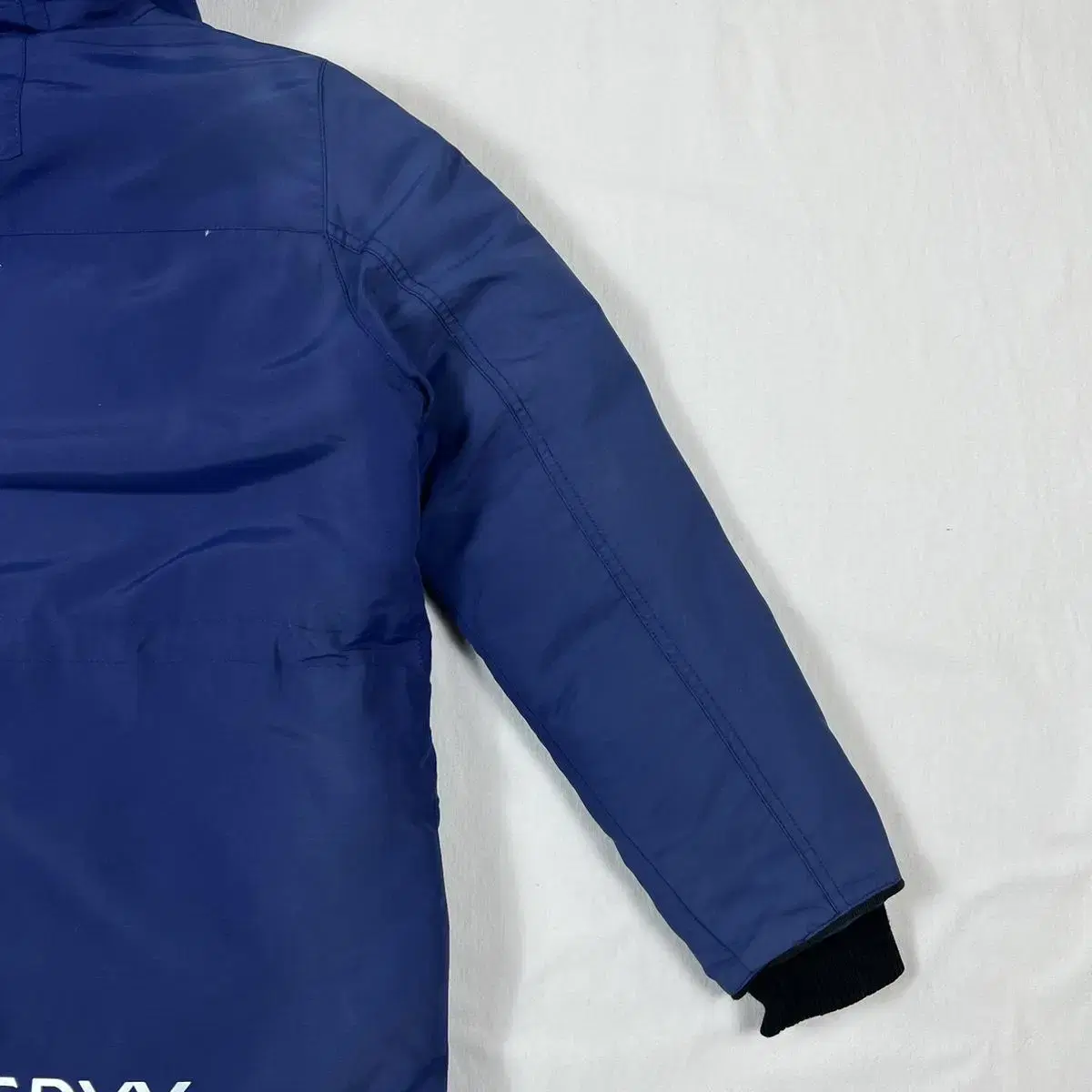 아크테릭스 arcteryx 고어텍스 유틸리티 멀티포켓 덕다운 패딩자켓