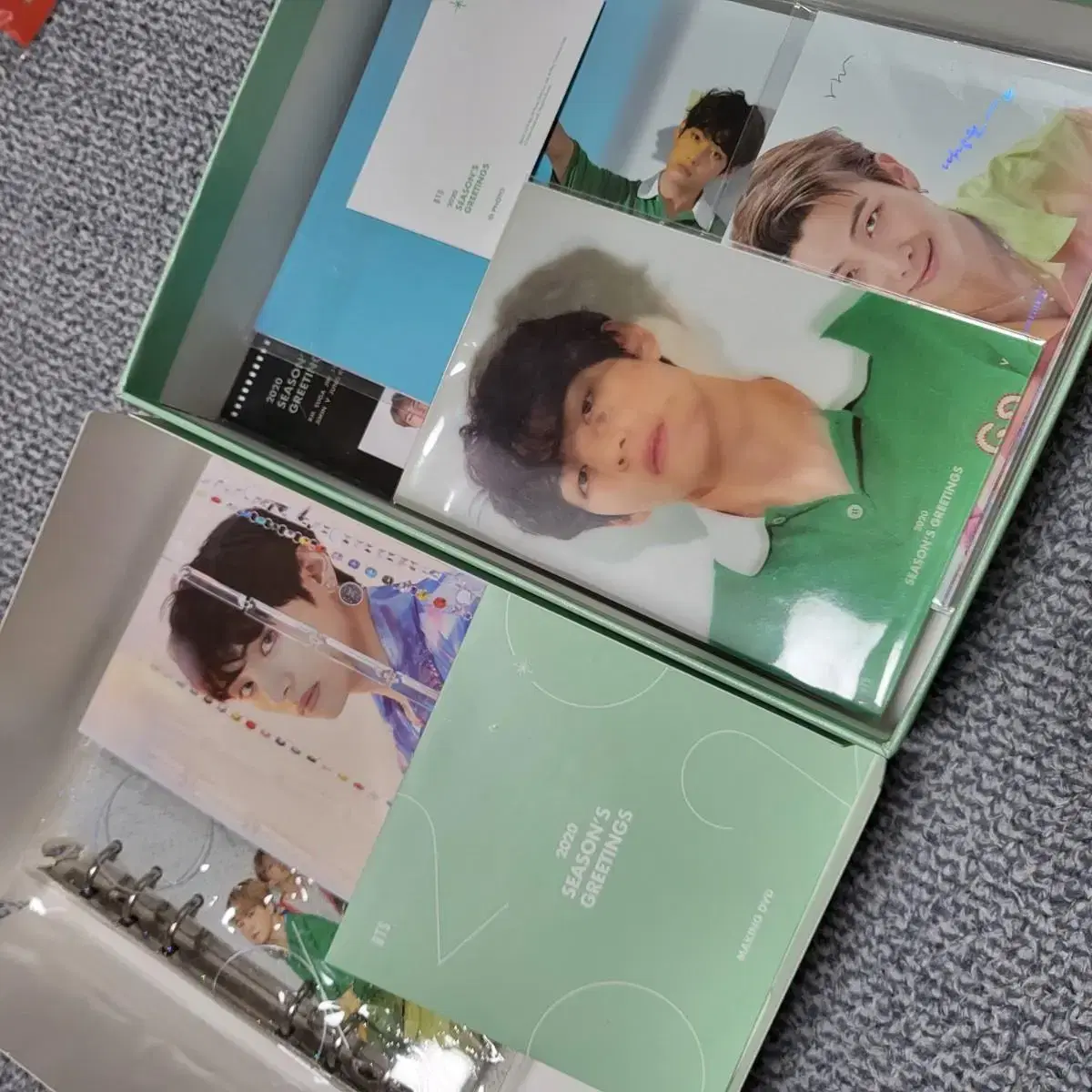 2020 bts season's greetings Taehyung Holograms