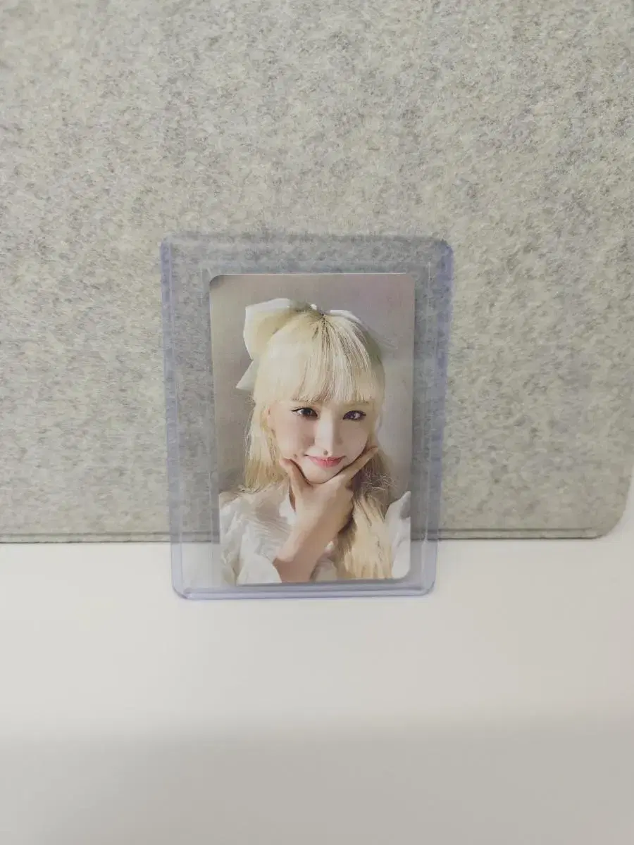 Ive 2022 season's greetings dynasty pre-order benefit liz photocard wts.