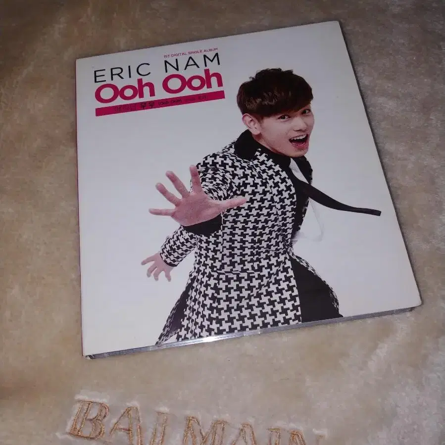 에릭남 ERIC NAM 친필싸인반. 첫 디지털싱글 ooh ooh