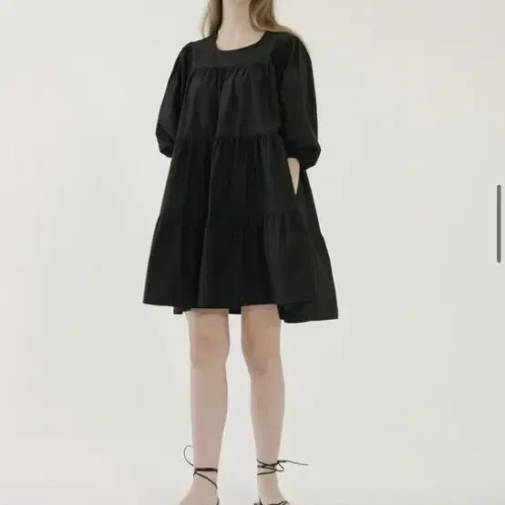 헤더먼트 volume sleeve cotton dress (black)