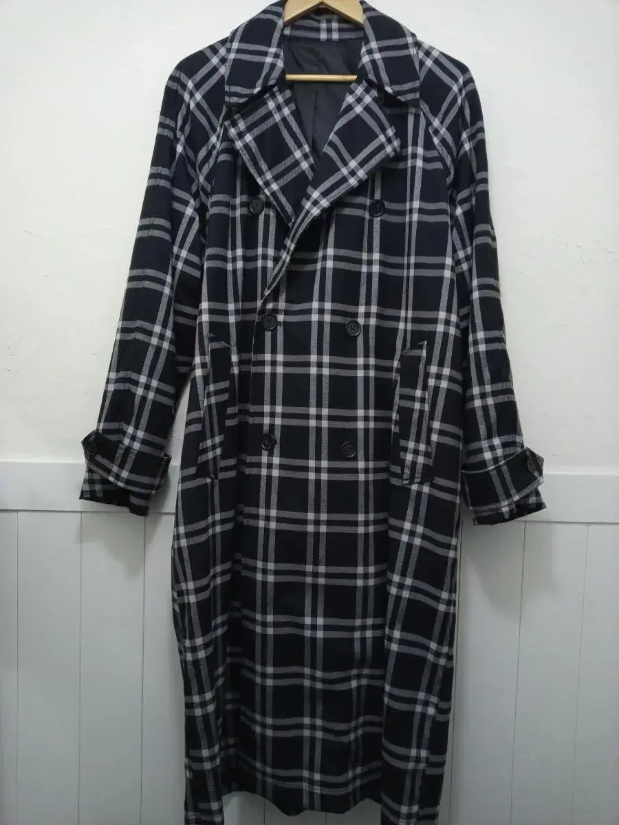 Eight Seconds Black Check Long Coat M