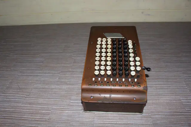 2 comptometer 1910년대 미국 초창기 계산기 컴퓨터