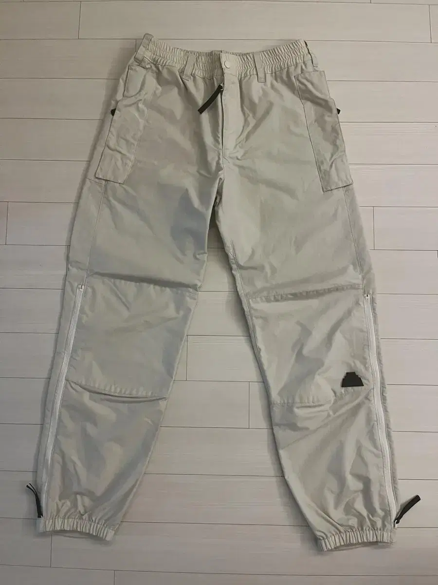 Carved Nylon Jogger Pants L