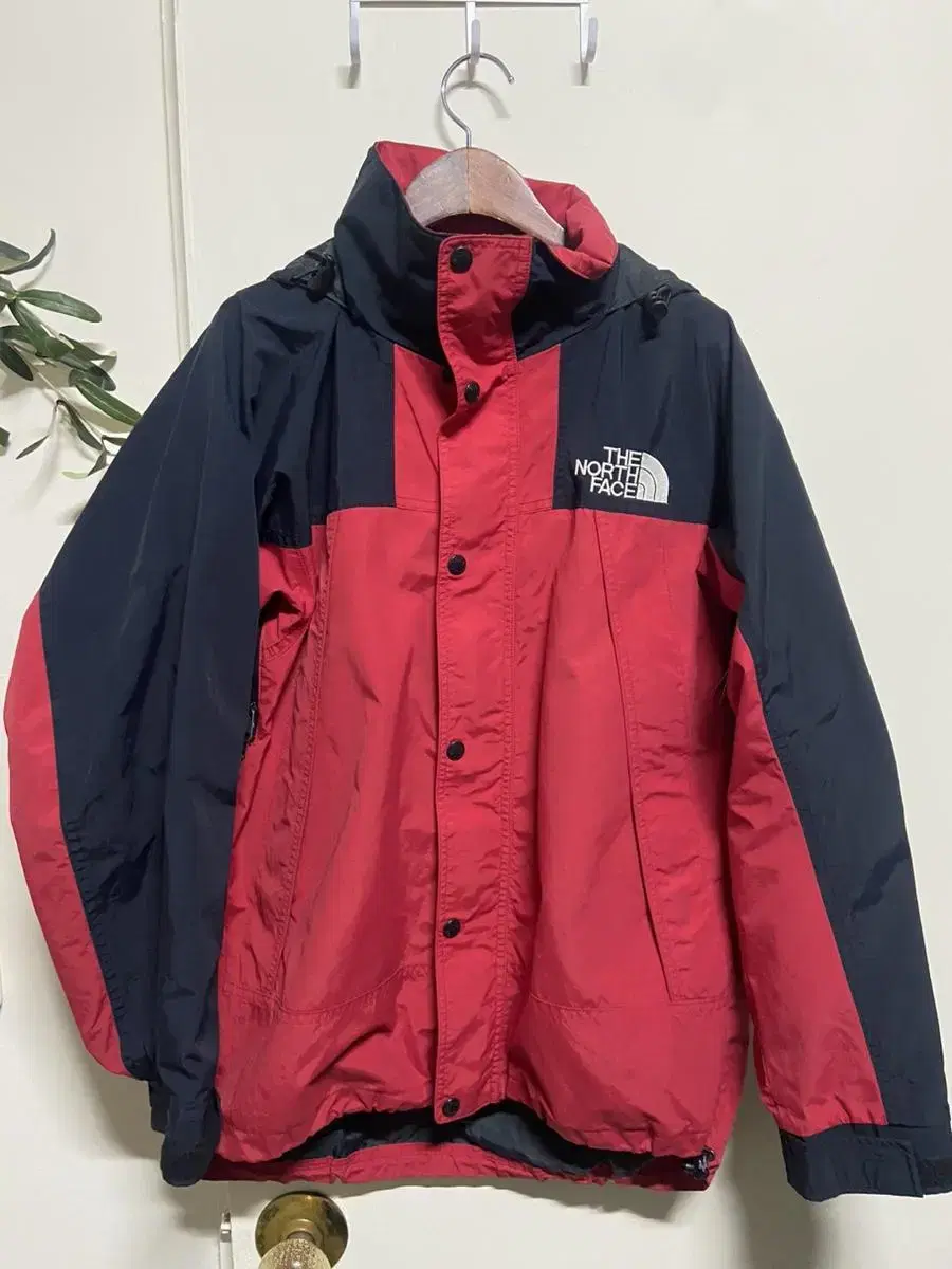 The North Face Japan Windbreaker