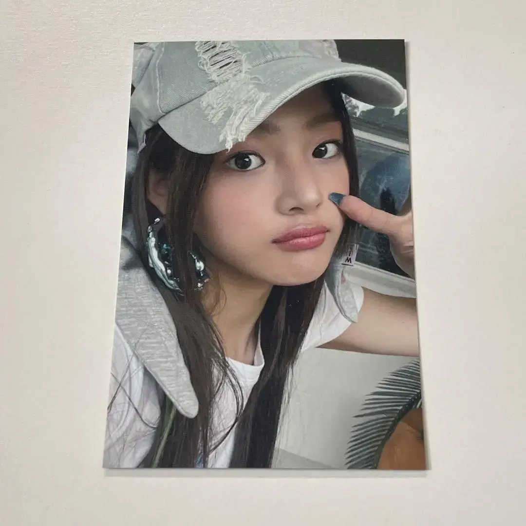 New Jeans minji Universal Japan ld luckydraw photocard WTS