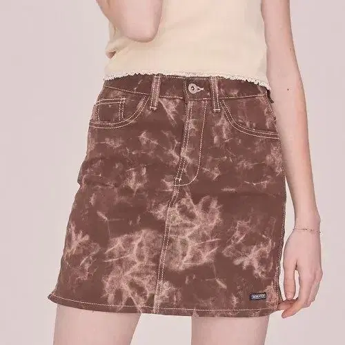 스컬프터 Tie Dye Denim Skirt[REDDISH BROWN]