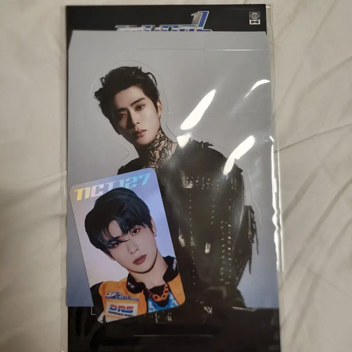 Jaehyun Jung Hologram Set WTS