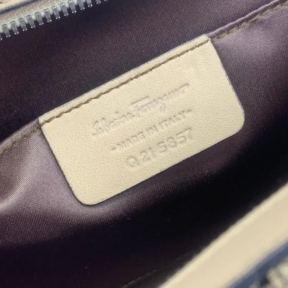 FERRAGAMO 페레가모 바라리본 레이스 클러치 체인숄더백 B119