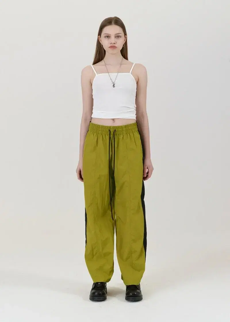 S/E/O NYLON TRIMMED PANTS OLIVE