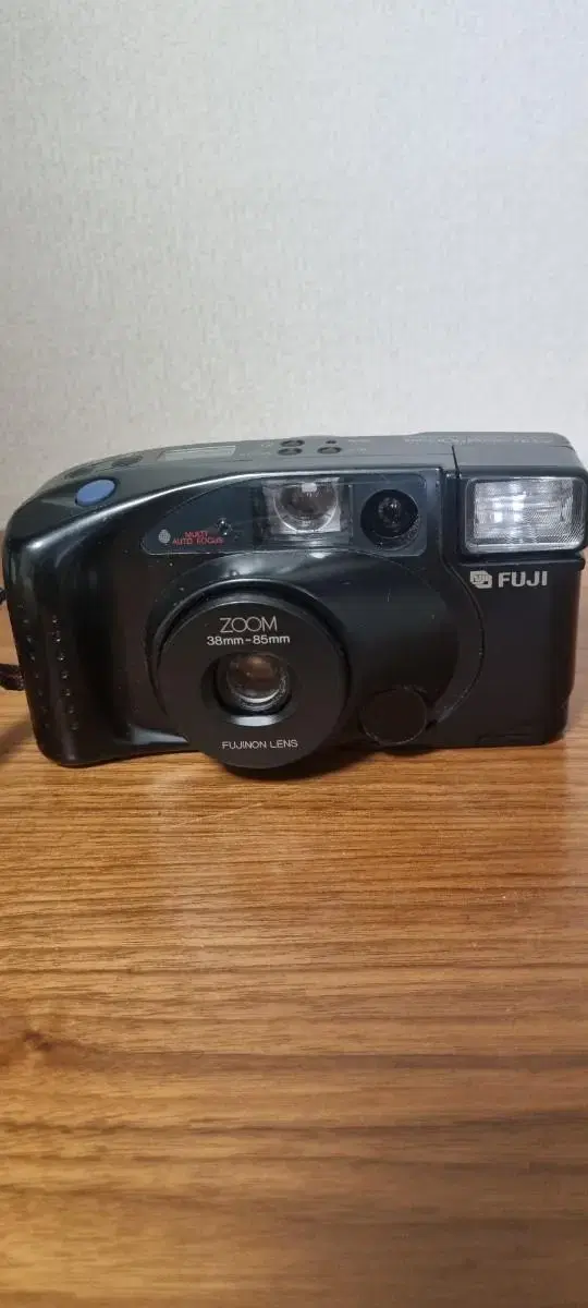 FUJI zoom 900 DATE 필름카메라 판매합니다.