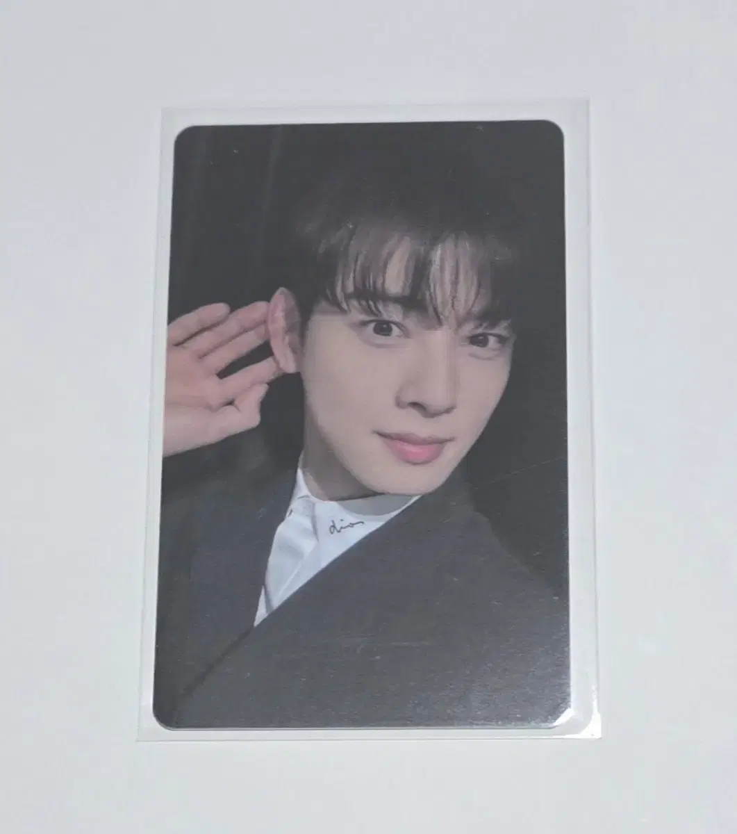 Cha Eunwoo Exhibition Archive ld photocard