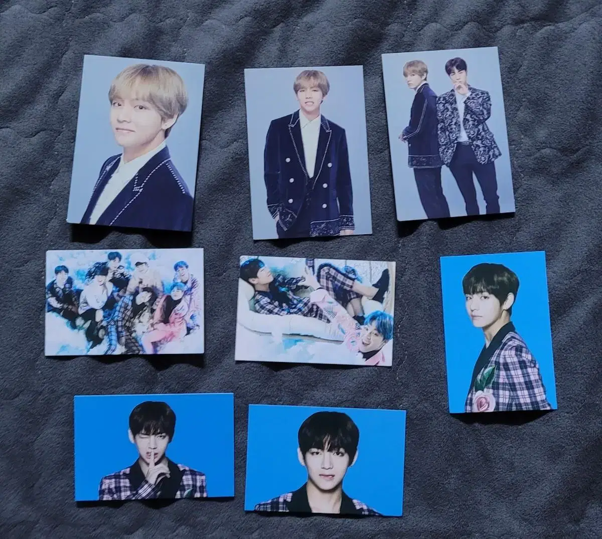 I sell bangtan wingcons, wingpacons v, and units photocard.